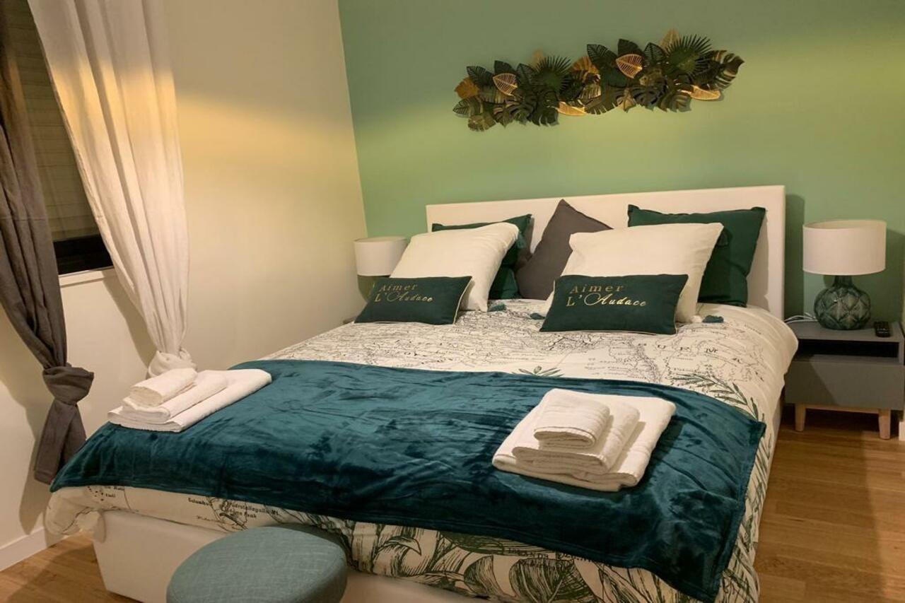 Gatto Bianco Apartment Бари Екстериор снимка