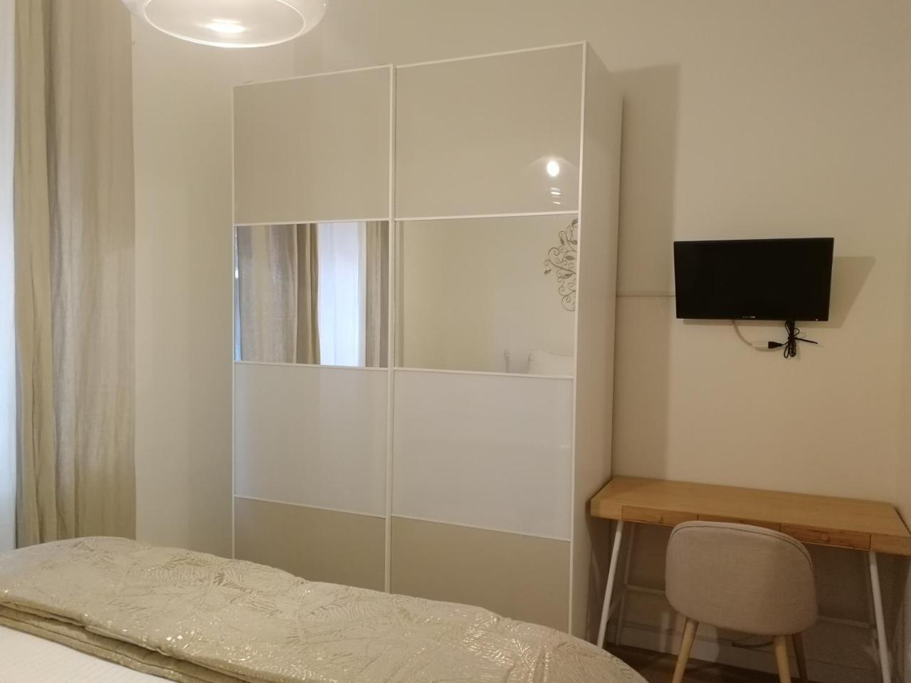 Gatto Bianco Apartment Бари Екстериор снимка