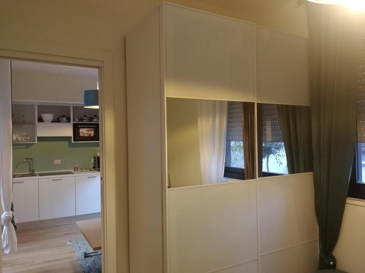 Gatto Bianco Apartment Бари Екстериор снимка