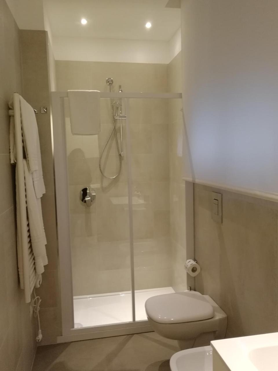Gatto Bianco Apartment Бари Екстериор снимка